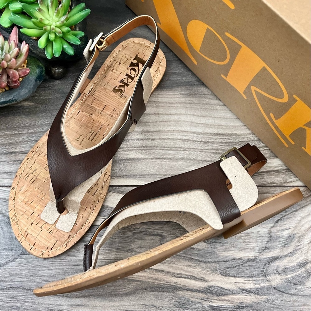 NIB Korks by Kork Ease Skylar Flat Toe Post Thong Sandal Dark Brown PU